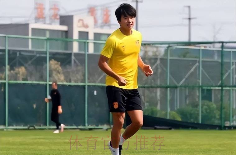 真会过日子!海港一口气签下4位自由身新援,补强三条线,剑指四冠王 真会过日子!海港一口气签下4位自由身新援,补强三条线,剑指四冠王